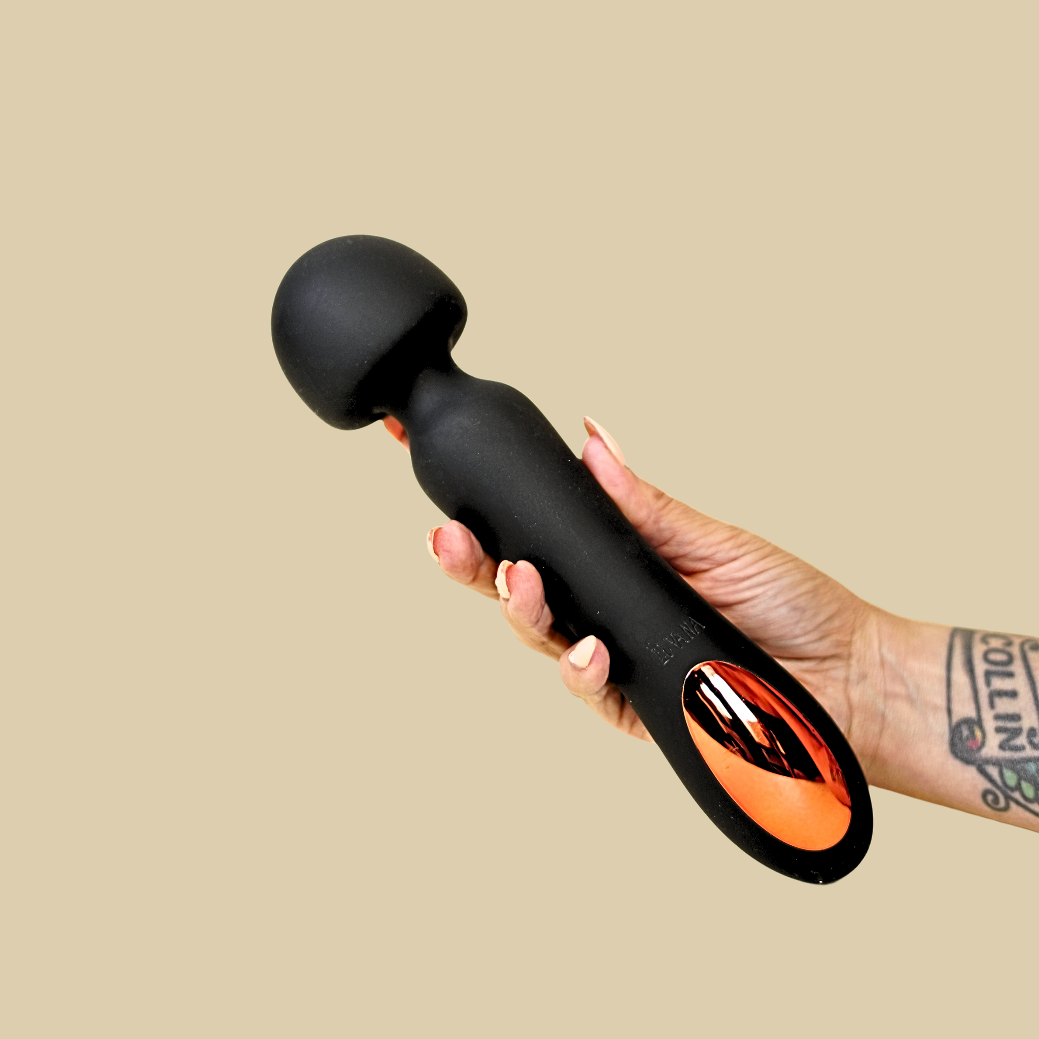 Èxtasis Noir Wand Massager | Powerful Deep Rumbly Waterproof Wand